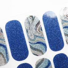 Load image into Gallery viewer, Everything Glitters - Maritza&#39;s Nails 

