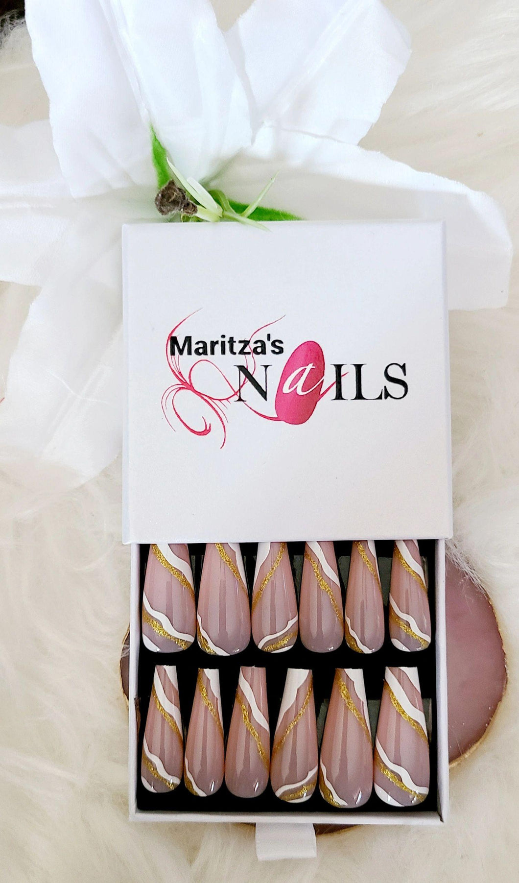 White Lines - Maritza's Nails 