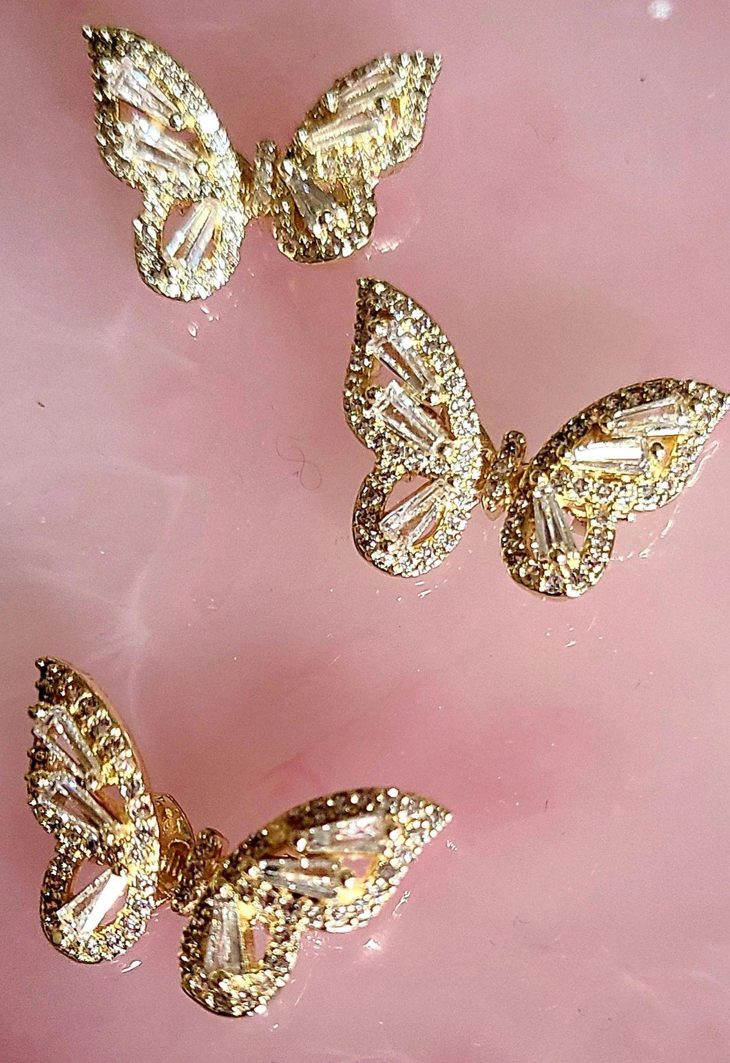 Fluttering Crystal Butterfly - Maritza's Nails 