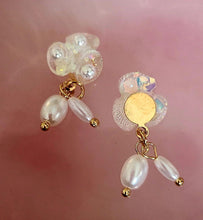 Load image into Gallery viewer, Luminous Nail Charms with Pearls - Maritza&#39;s Nails 
