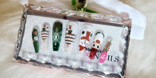 Load image into Gallery viewer, Green Christmas - Maritza&#39;s Nails 
