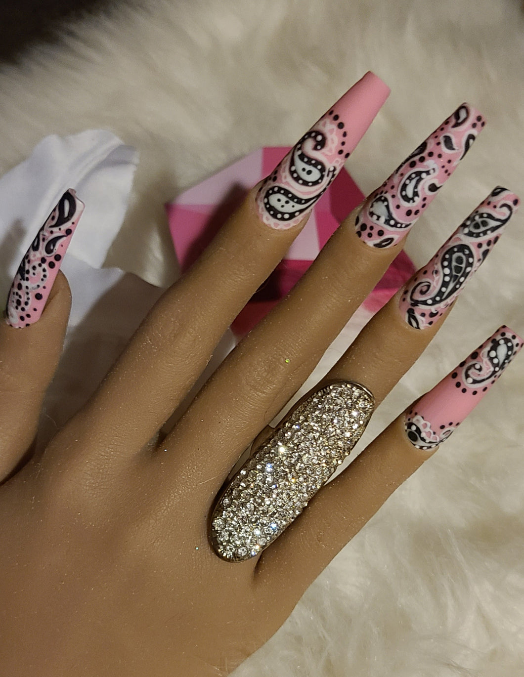 Pink Paisley - Maritza's Nails